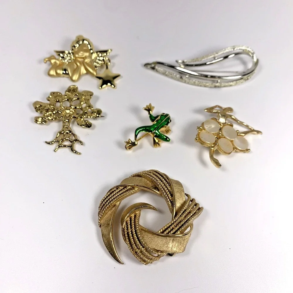 Lot Of 6 Vintage‎ Brooch Pins -Silver & Gold Tone